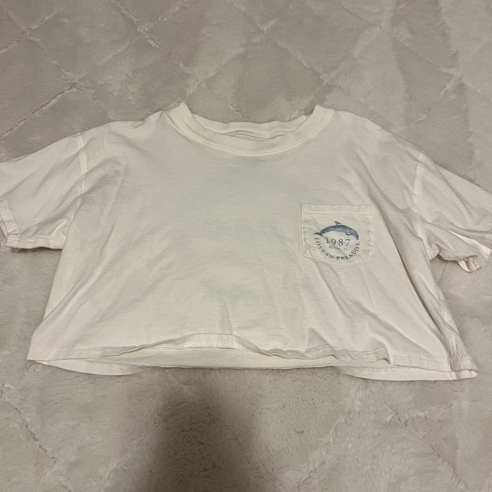 Aeropostale White Graphic Pocket Tee